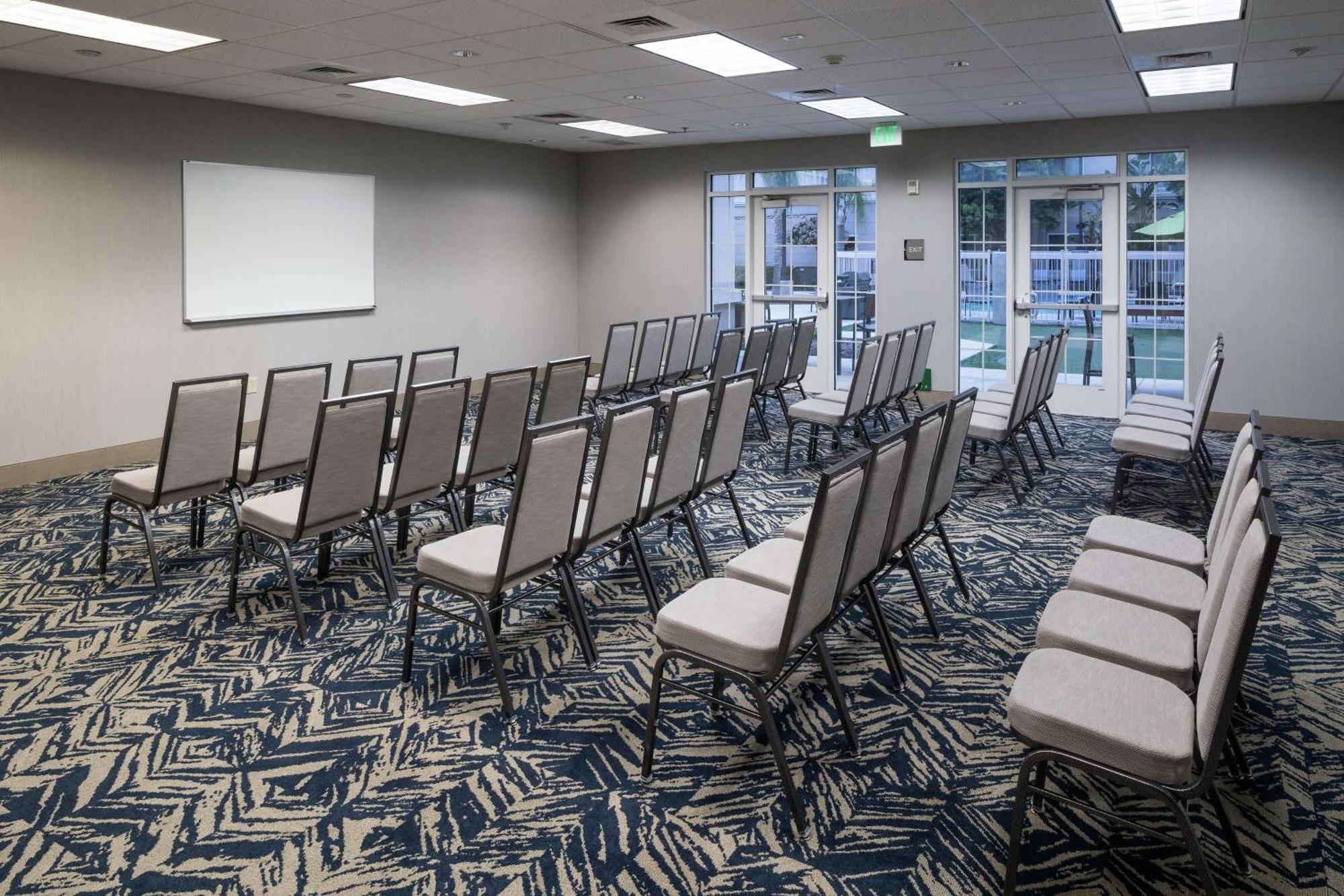 Homewood Suites By Hilton Fresno Airport/Clovis Exteriör bild